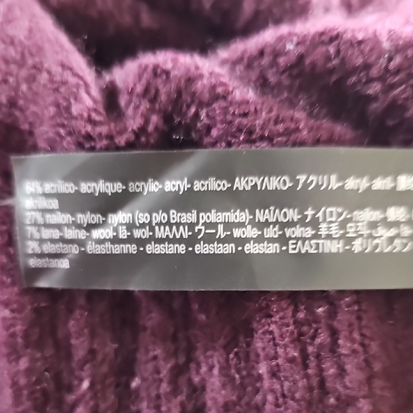 Elegant Women's Dark Purple Sweater - Picture 6 of 7